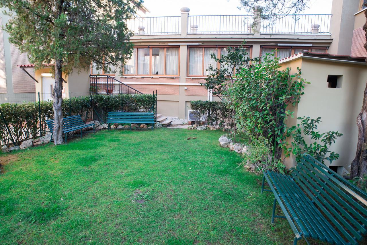 Отель Casa Per Ferie Oasi San Giuseppe Рим Экстерьер фото