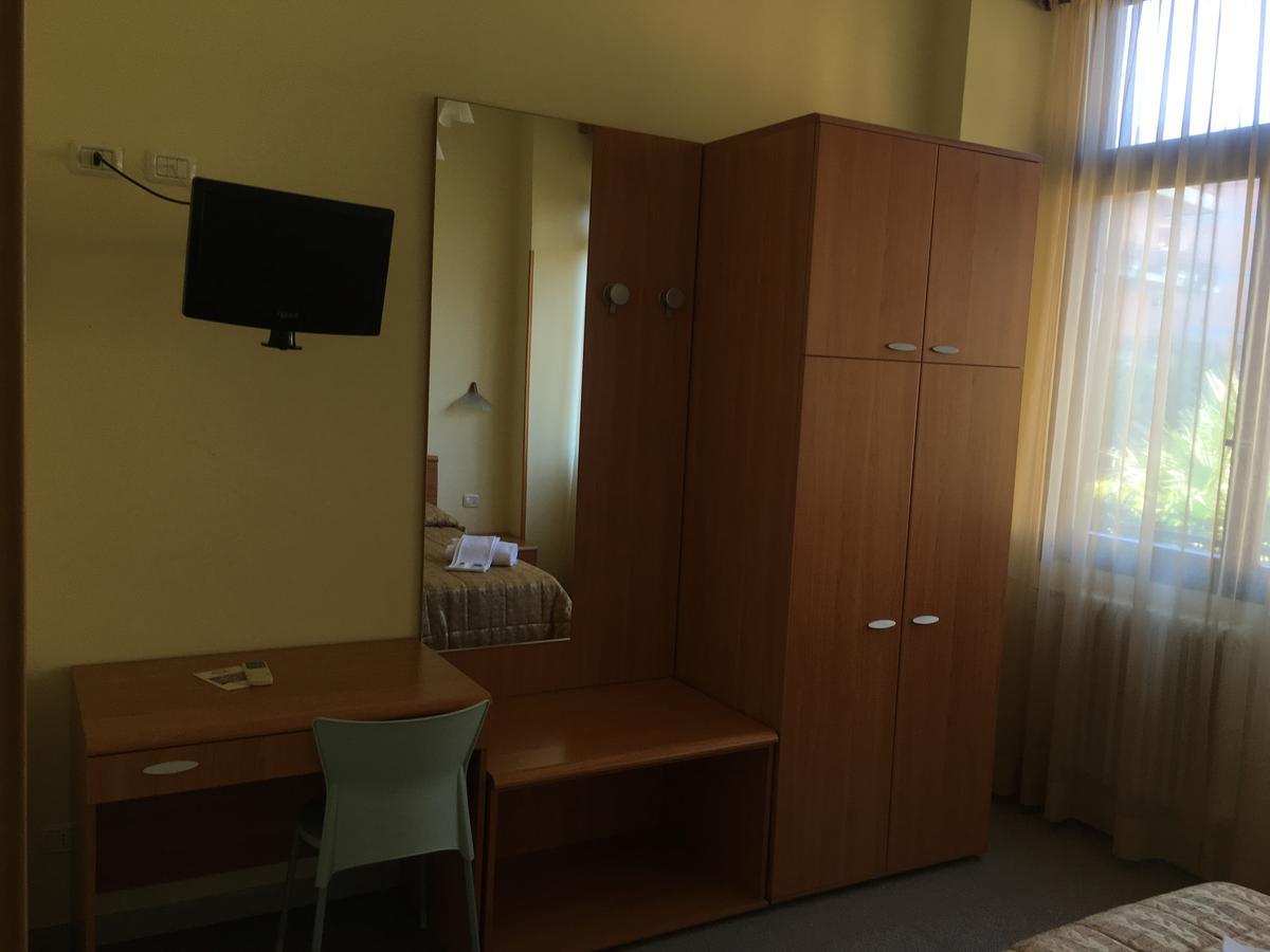 Отель Casa Per Ferie Oasi San Giuseppe Рим Экстерьер фото